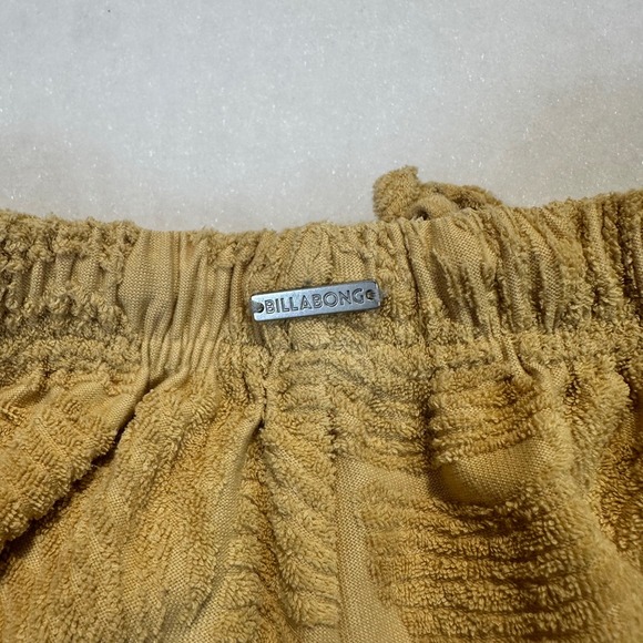 Billabong Essentials Womens Yellow Leaf Jacquard Terry Lounge Set Small - Picture 9 of 16